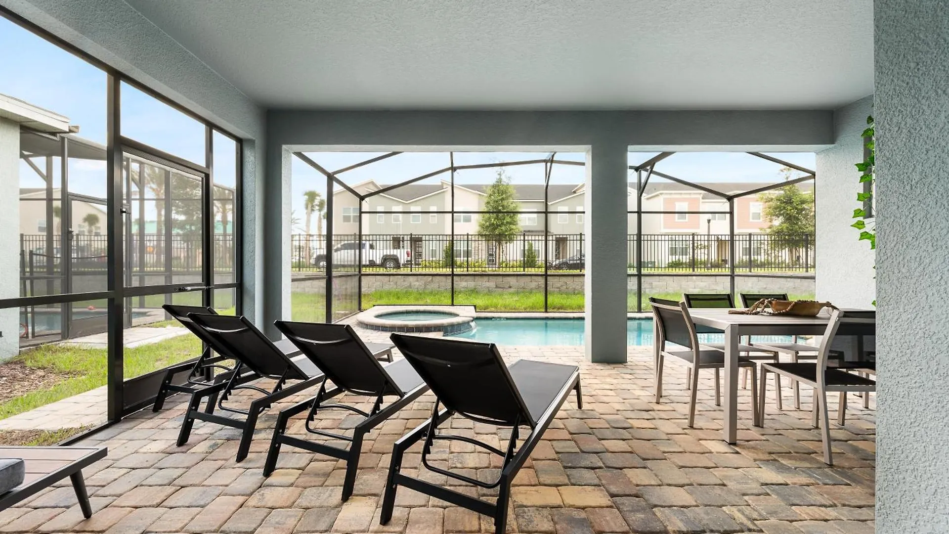 Theme Dream Lux Vacation Home! Davenport 0*,  United States