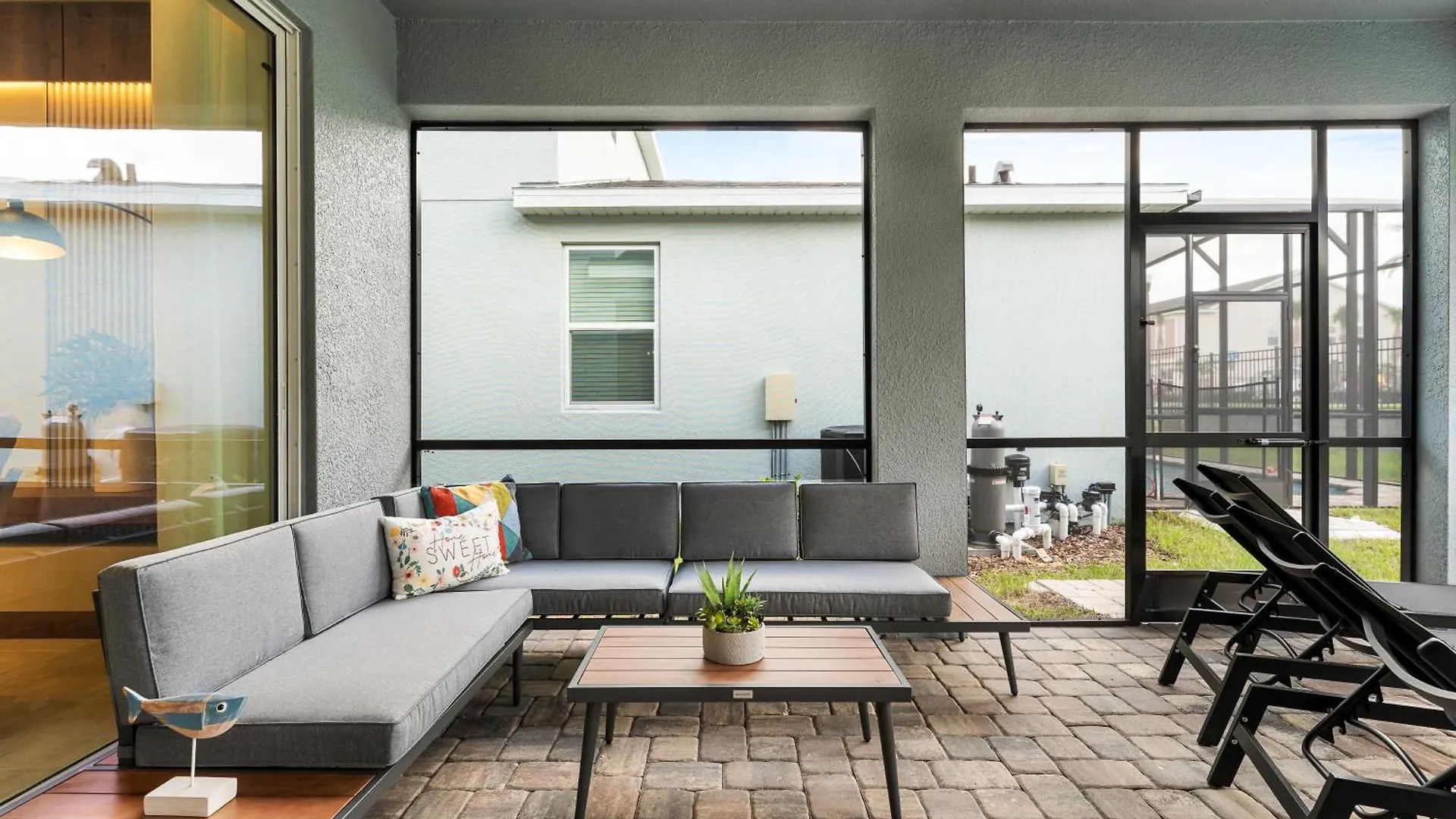 Theme Dream Lux Vacation Home! Davenport 0*,  United States