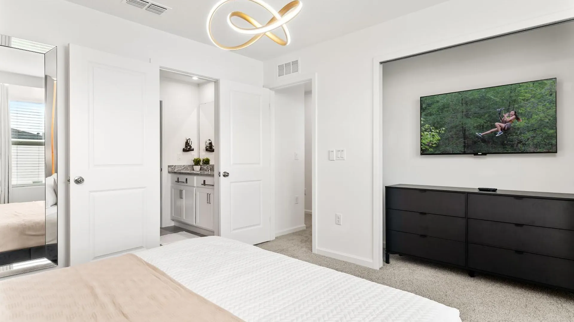 Theme Dream Lux Vacation Home! Davenport