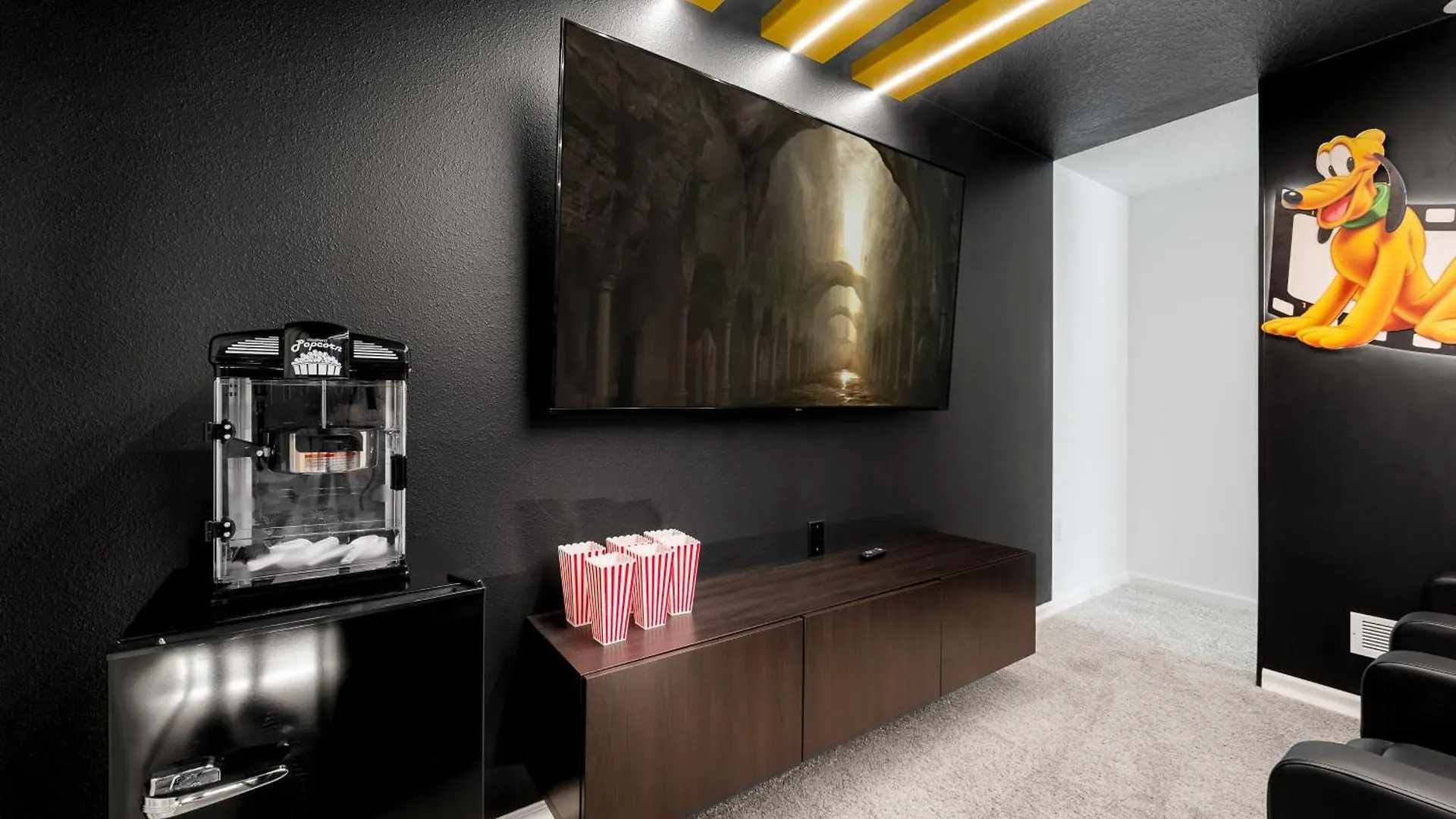 Theme Dream Lux Vacation Home! Davenport Holiday home